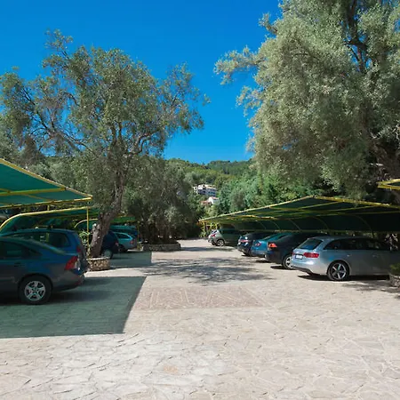 Villagio Aparthotel 3*